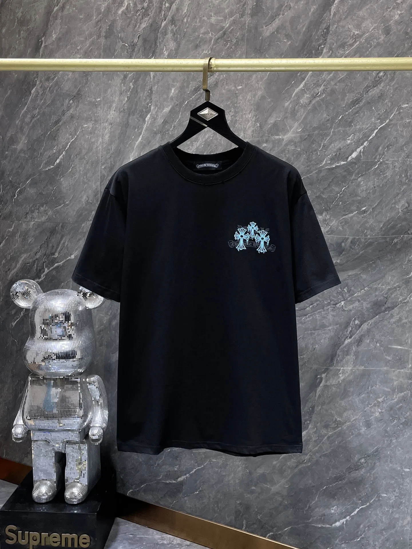P150 New for summer Chrome Hearts 25ss silicone lettering film version High gram weight environmentally friendly high-quality top-grade fabric 280g Heavy cross embroidery hand-made frayed short sleeves Counter synchronization 1:1 replica version Recommended color: black white Size: S, M, L, XL